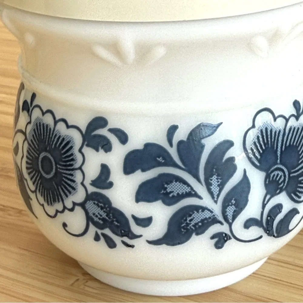 Vintage Avon Delft Blue Milk Glass Jar with Lid - Floral Cottagecore EUC